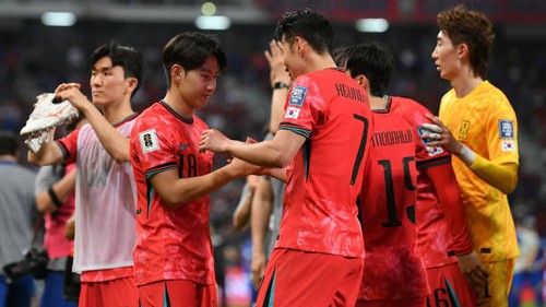 Son Heung Min và Lee Kang In cùng được vinh danh, một người chiến thắng Mbappe khiến báo Hàn Quốc khen ngợi