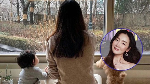 Sao phim 'Bản tình ca mùa Đông' Choi Ji Woo chia sẻ sâu sắc về việc làm mẹ muộn