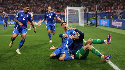Người gieo sầu cho Croatia 29 tuổi mới lên tuyển Ý, số lần khoác áo thiên thanh 'chỉ đếm trên đầu ngón tay'