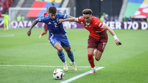 Nhật ký EURO bằng thơ (Thụy Sĩ 2 - 0 Italy): Về thôi, xa nhau thôi