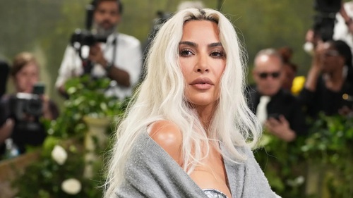 Kim Kardashian có khối tài sản trị giá 1,7 tỷ USD - đây là cách cô kiếm và tiêu tiền