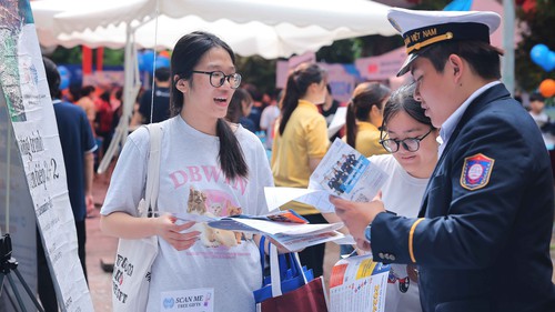 Tuyển sinh đại học 2024: Thí sinh cân nhắc chọn ngành học phù hợp năng lực, sở thích