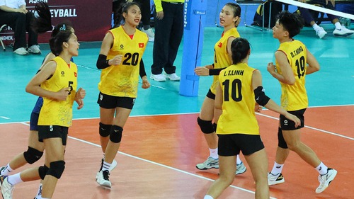 Xác định lí do bóng chuyền nữ Việt Nam sắp chính thức giành vé dự giải vô địch thế giới 2025, lập chiến công lịch sử