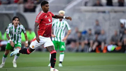 Rashford lập công, MU thắng ngược Real Betis trong chuyến du đấu Mỹ