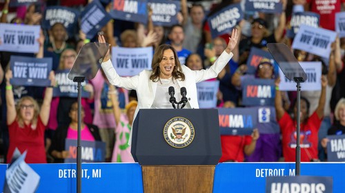 Bầu cử Mỹ 2024: Phó Tổng thống Kamala Harris đang có lợi thế trước ông Donald Trump