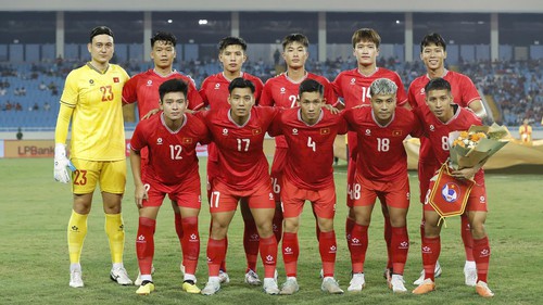 ĐT Việt Nam và Thái Lan có hành động đặc biệt để chia sẻ với nạn nhân bão Yagi