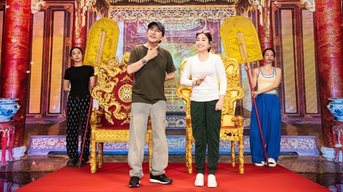 Hé lộ hình ảnh dàn nghệ sĩ tổng duyệt Táo Xuân 2025