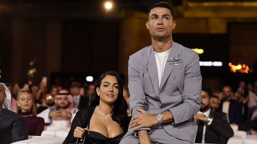 Cristiano Ronaldo tiết lộ đặc biệt về tin đồn đã kết hôn với Georgina Rodriguez