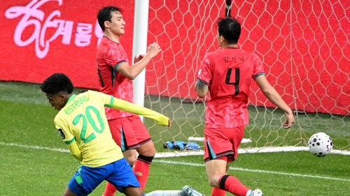 Trung vệ số 1 của Hàn Quốc mắc sai lầm khó tin ở trận thua Brazil 0-5