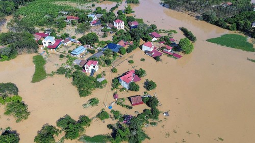 Xã Bố Hạ, Bắc Ninh vẫn ngập sâu trong nước