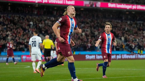 Haaland đá hỏng 11m hai lần trước khi... lập hat-trick