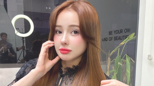 Loạt ồn ào của Ngân 98 trước khi bị bắt tạm giam