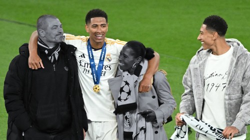Gia đình của ngôi sao Real Madrid rạn nứt