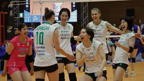 Trần Thị Thanh Thúy ghi điểm nhiều nhất đội nhưng CLB Nhật Bản vẫn nhận thất bại đáng tiếc