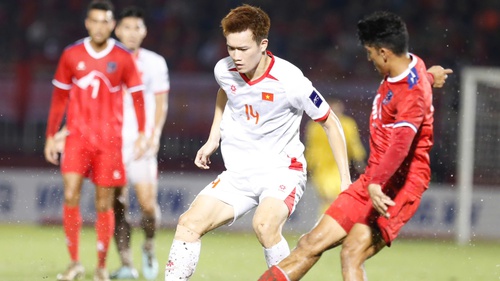 HLV Kim Sang Sik chỉ tạm thở phào