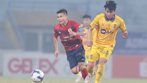 Bình luận viên Quang Huy: 'Lửa thử vàng ở V-League'