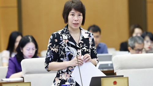 Phiên họp thứ 50 Ủy ban Thường vụ Quốc hội: Giảm số ngành nghề đầu tư kinh doanh có điều kiện, tạo thuận lợi cho nhà đầu tư