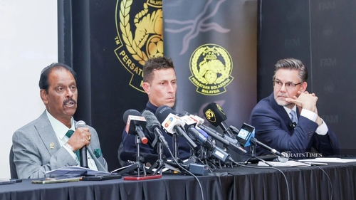 Dấu hỏi lớn ở cuộc họp báo của bóng đá Malaysia sau án phạt từ FIFA