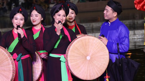 Hội thảo về những "báu vật nhân văn sống" và thực hành diễn xướng dân gian 3 miền