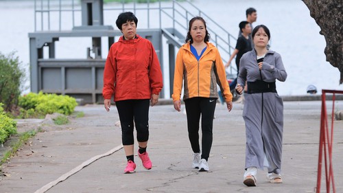 Không khí lạnh ảnh hưởng đến khu vực Đông Bắc Bắc Bộ, mưa lớn từ Nghệ An đến Quảng Ngãi