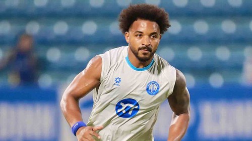 'Sát thủ' của Thép Xanh Nam Định báo tin vui cho ĐT Việt Nam