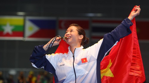 Kỷ niệm Ngày Phụ nữ Việt Nam 20/10: Dương Thúy Vi dành cả thanh xuân cho Wushu