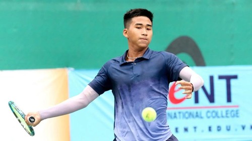 Tay vợt số 1 Việt Nam khẳng định đẳng cấp với cú đúp vô địch ở giải quần vợt quốc gia