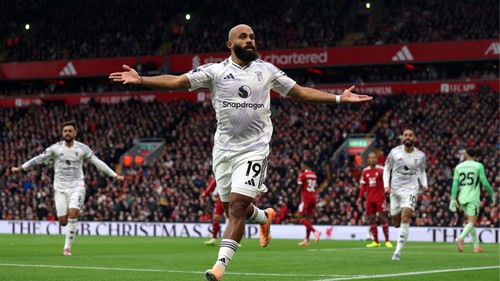 Maguire hóa người hùng, MU hạ Liverpool trong trận cầu nghẹt thở