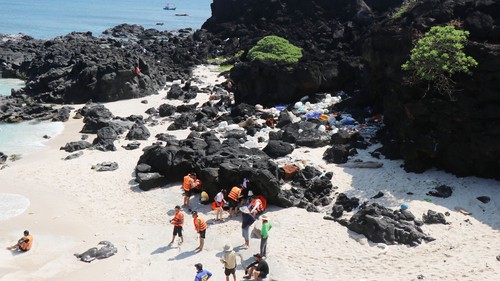 Định hình phát triển du lịch từ hai điểm đến Măng Đen - Lý Sơn