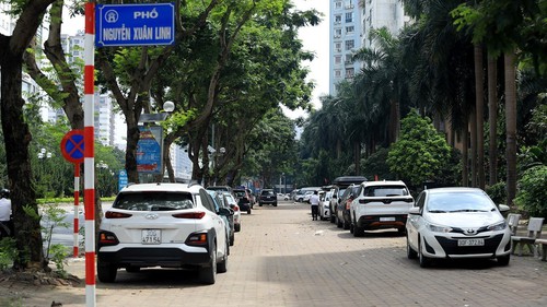 Hà Nội rà soát, xử lý nghiêm các bãi trông xe không nằm trong Quy hoạch