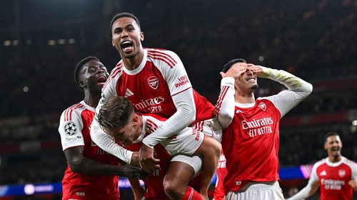 Khi Arsenal làm gì cũng siêu