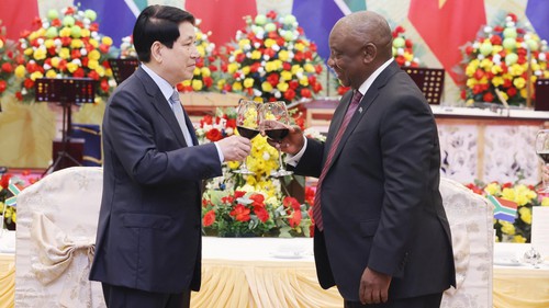 Chủ tịch nước chiêu đãi chào mừng Tổng thống Nam Phi thăm cấp Nhà nước đến Việt Nam