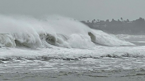 Bão số 12 suy yếu, các địa phương miền Trung chủ động ứng phó ở mức cao nhất