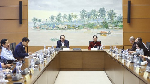 Hướng đến xây dựng nền báo chí cách mạng, chuyên nghiệp, nhân văn, hiện đại