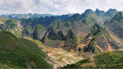 Tạo sản phẩm chuyên biệt phát triển du lịch tại các công viên địa chất toàn cầu ở Việt Nam
