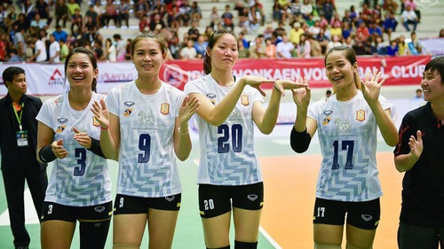 Tin nóng thể thao sáng 24/10: Tượng đài bóng chuyền Việt Nam 38 tuổi làm nên lịch sử ở giải thế giới