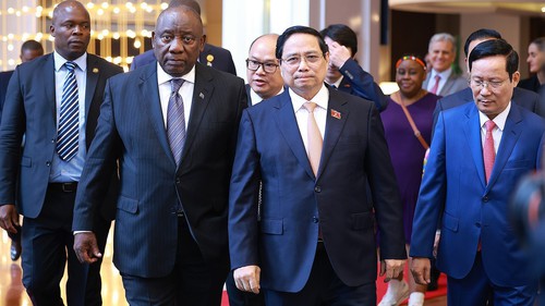 Thủ tướng Phạm Minh Chính và Tổng thống Nam Phi Matamela Cyril Ramaphosa dự diễn đàn doanh nghiệp Việt Nam-Nam Phi