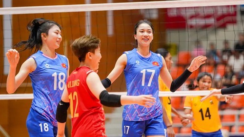 Tin nóng thể thao tối 25/10: Tranh cãi trong quá trình chuẩn bị cho SEA Games của bóng chuyền nữ Việt Nam