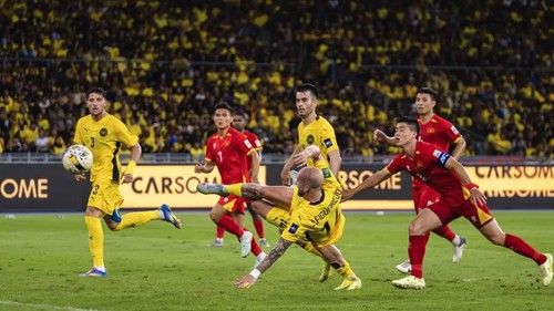 Góc khuất của bóng đá Malaysia được tiết lộ sau vụ gian lận nhập tịch cầu thủ ở trận gặp ĐT Việt Nam