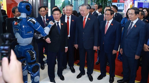 Hướng tới Đại hội XIV của Đảng: Cơ đồ, tiềm lực, vị thế và uy tín của Việt Nam sau 40 năm đổi mới