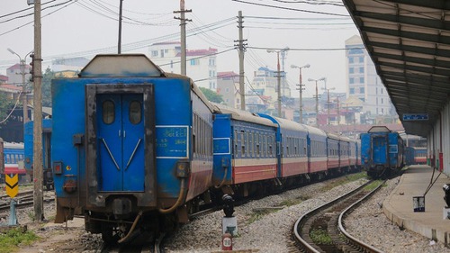 Tạm ngừng đôi tàu chất lượng cao trên tuyến đường sắt Bắc - Nam trong ngày 27/10