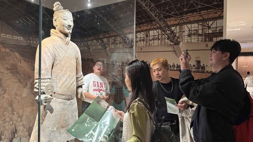 Trung Quốc đẩy mạnh "du lịch hóa" bảo tàng: Tác động kinh tế-xã hội