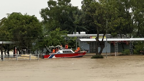 Đà Nẵng gồng mình trước mưa lũ, huy động lực lượng tuyến đầu ứng phó