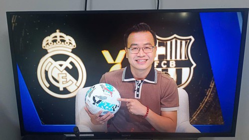 Những câu bình luận 'cháy mic' của BLV Tạ Biên Cương trong trận kinh điển Real Madrid vs Barcelona