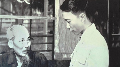 105 năm Ngày sinh Tố Hữu - Nhà lãnh đạo tài năng trên mặt trận tư tưởng, văn hóa