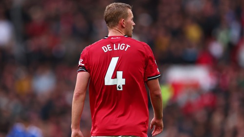 MU cần De Ligt là chiến binh như Vidic