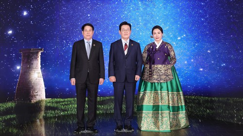 Chủ tịch nước Lương Cường dự chiêu đãi chào mừng Lãnh đạo các nền kinh tế APEC