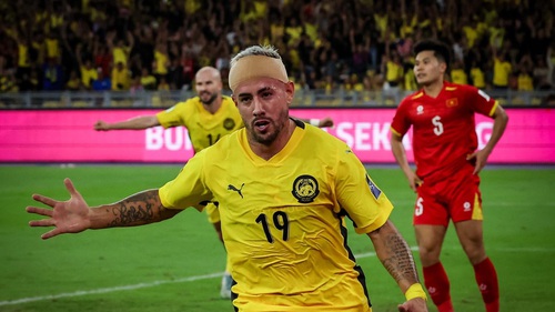 Cầu thủ nhập tịch Malaysia ghi bàn vào lưới ĐT Việt Nam bị CLB Nam Mỹ cắt lương 1 năm 