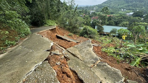 Hà Nội sẵn sàng các phương án sơ tán dân tại các khu vực sạt lở nguy hiểm