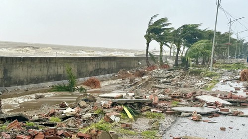 Kỹ năng cần thiết phòng tránh rủi ro khi có bão, mưa lũ, dông lốc